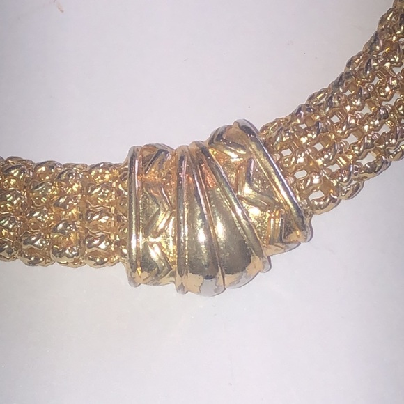 Elegant Vintage Gold Tone Mesh Women's Chunky Retro Necklace - Picture 2 of 6